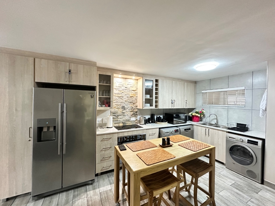 2 Bedroom Property for Sale in Hartenbos Central Western Cape